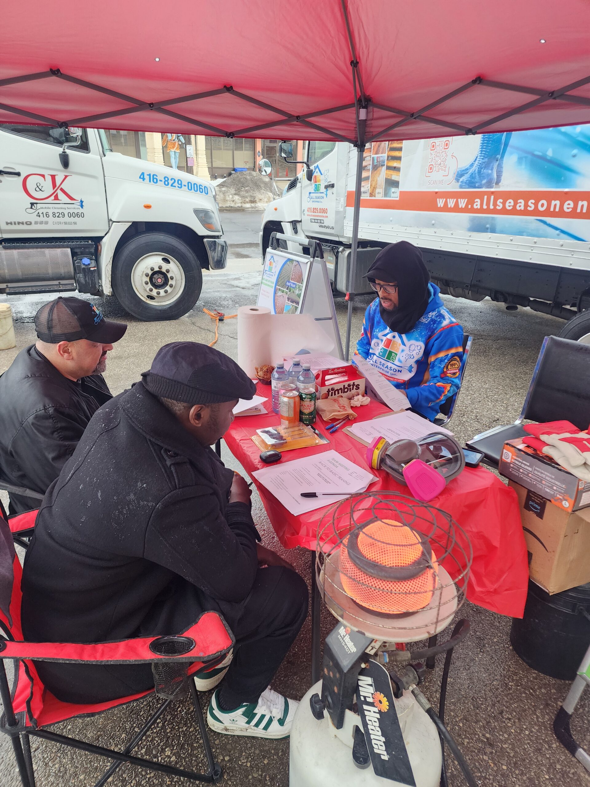 Customer satisfaction pressure washing service